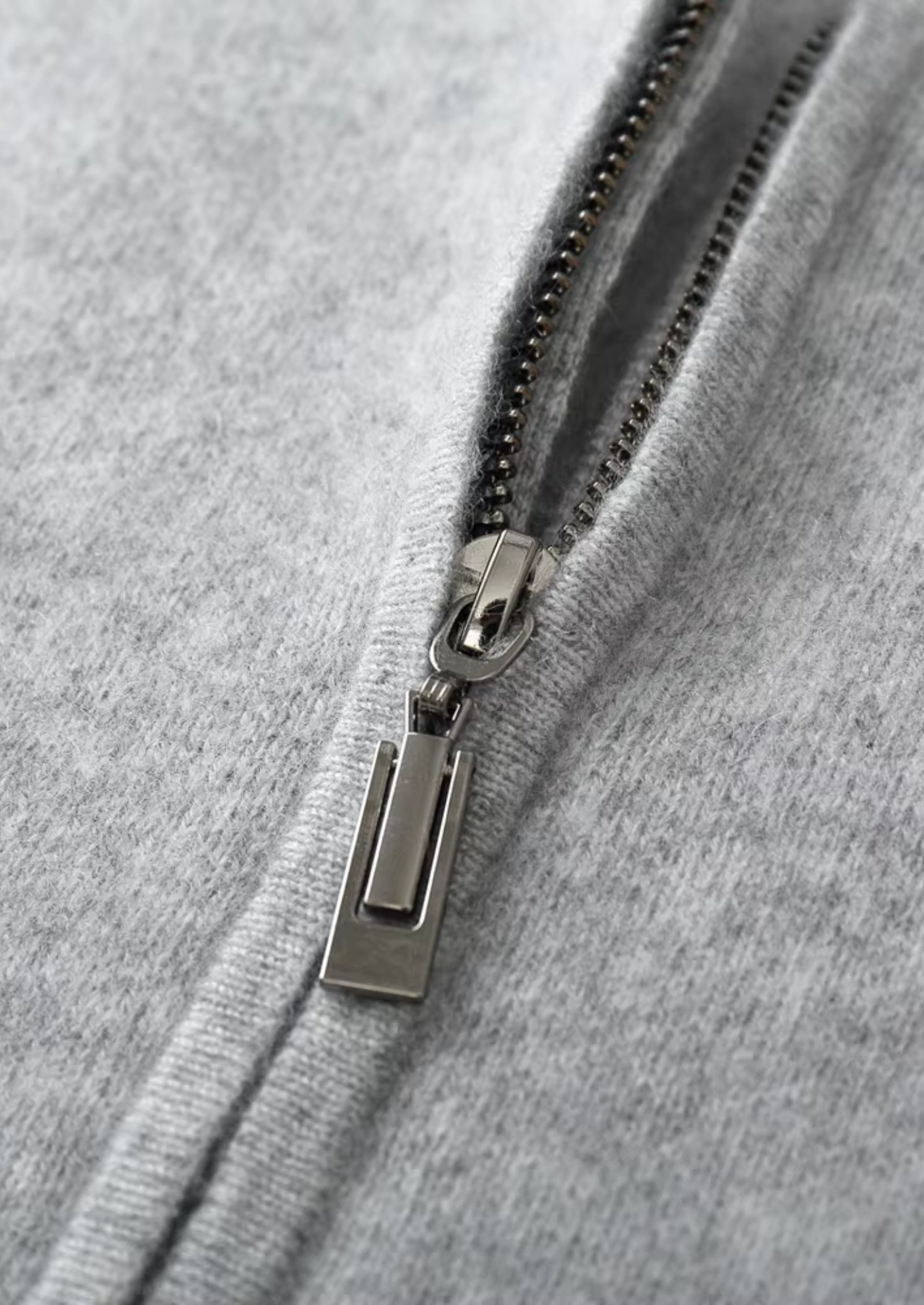 MERINO ZIPPER VEST