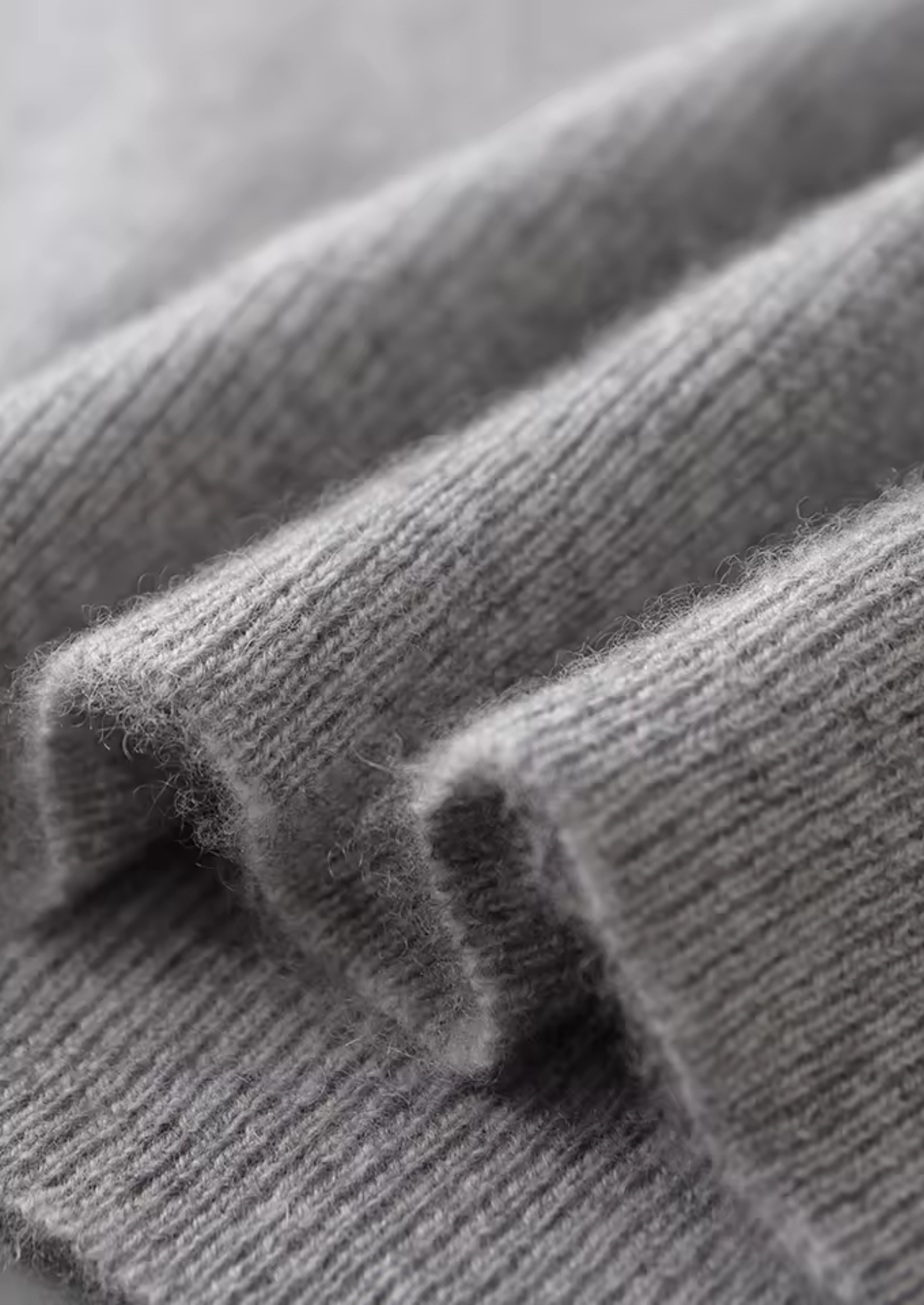 MERINO CREWNECK VEST