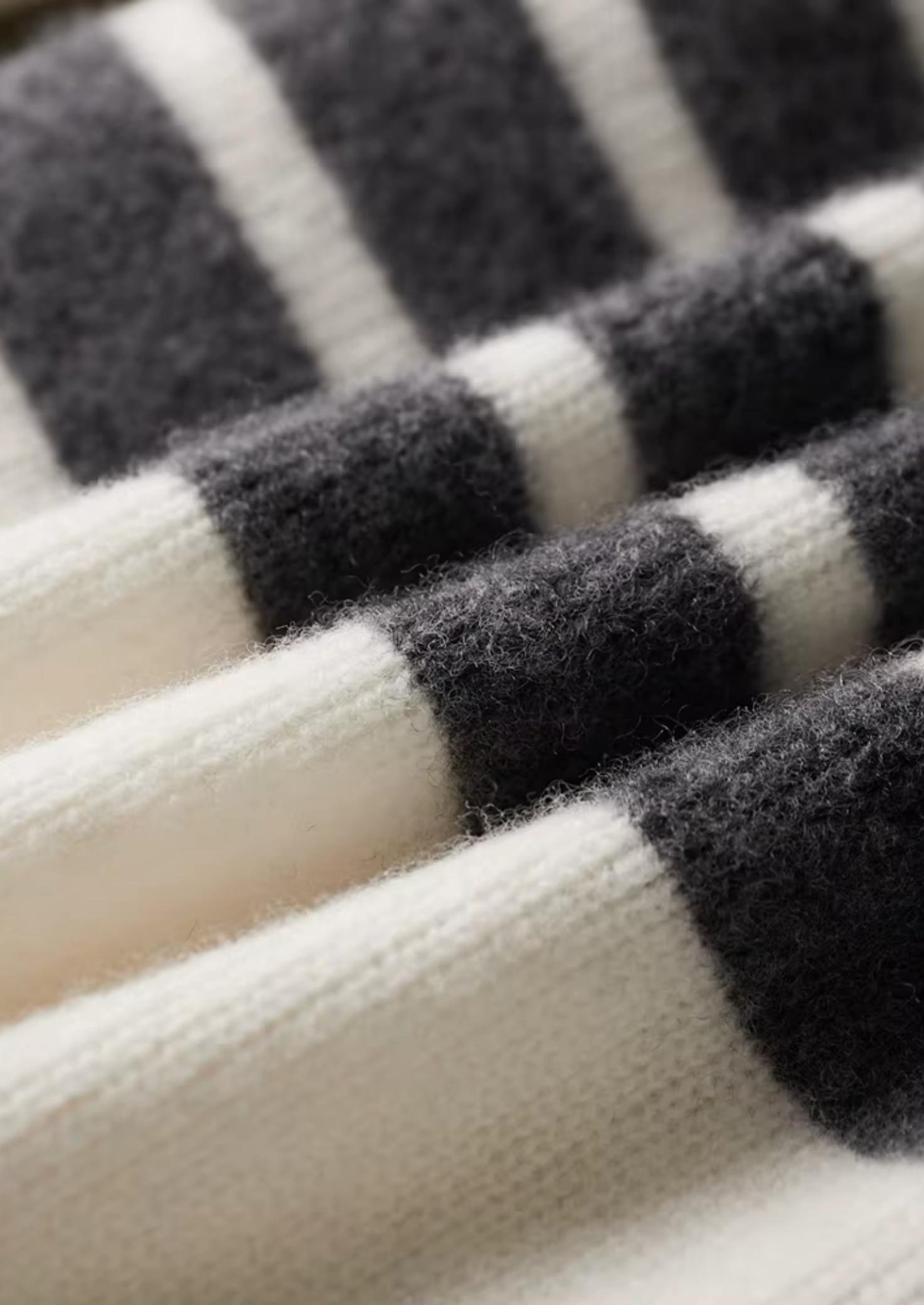 MERINO WOOL DAMIEN SET